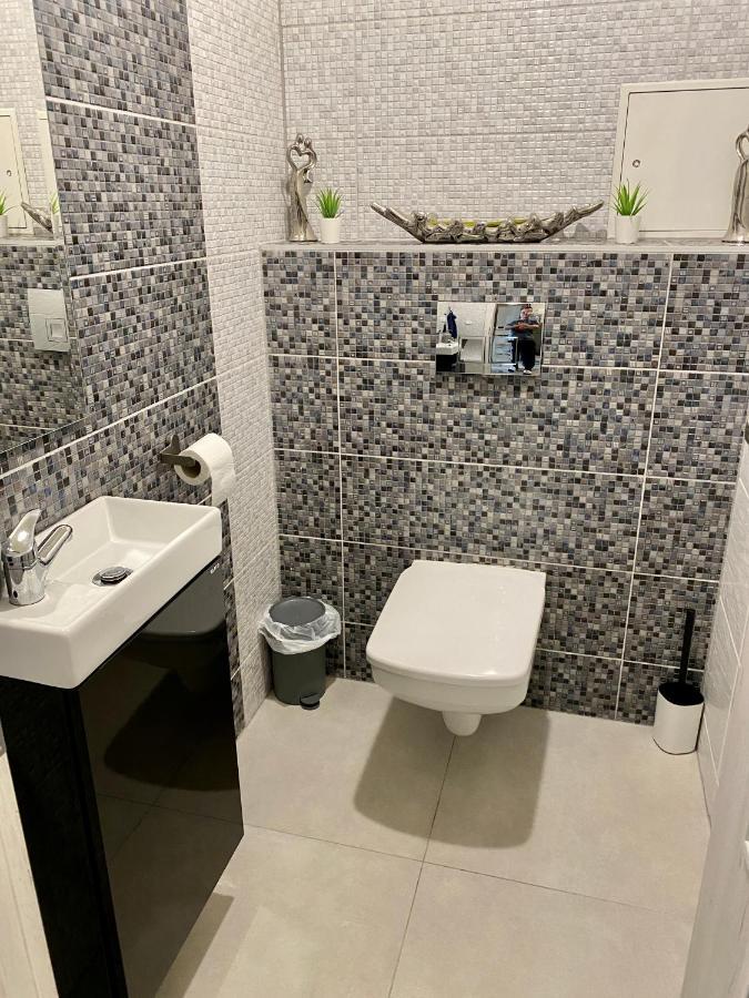 Royal City Centre Apartment Poprad Eksteriør bilde