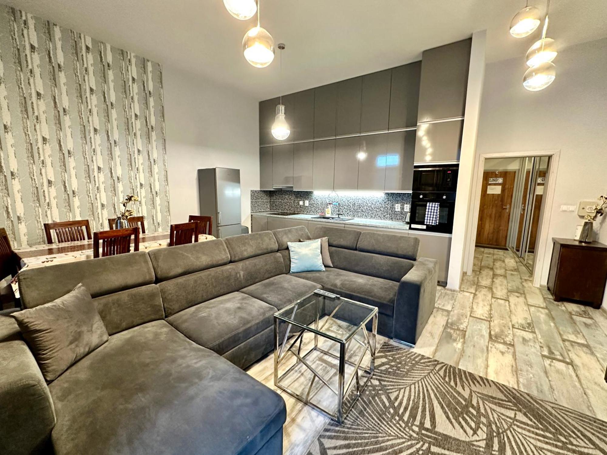 Royal City Centre Apartment Poprad Eksteriør bilde