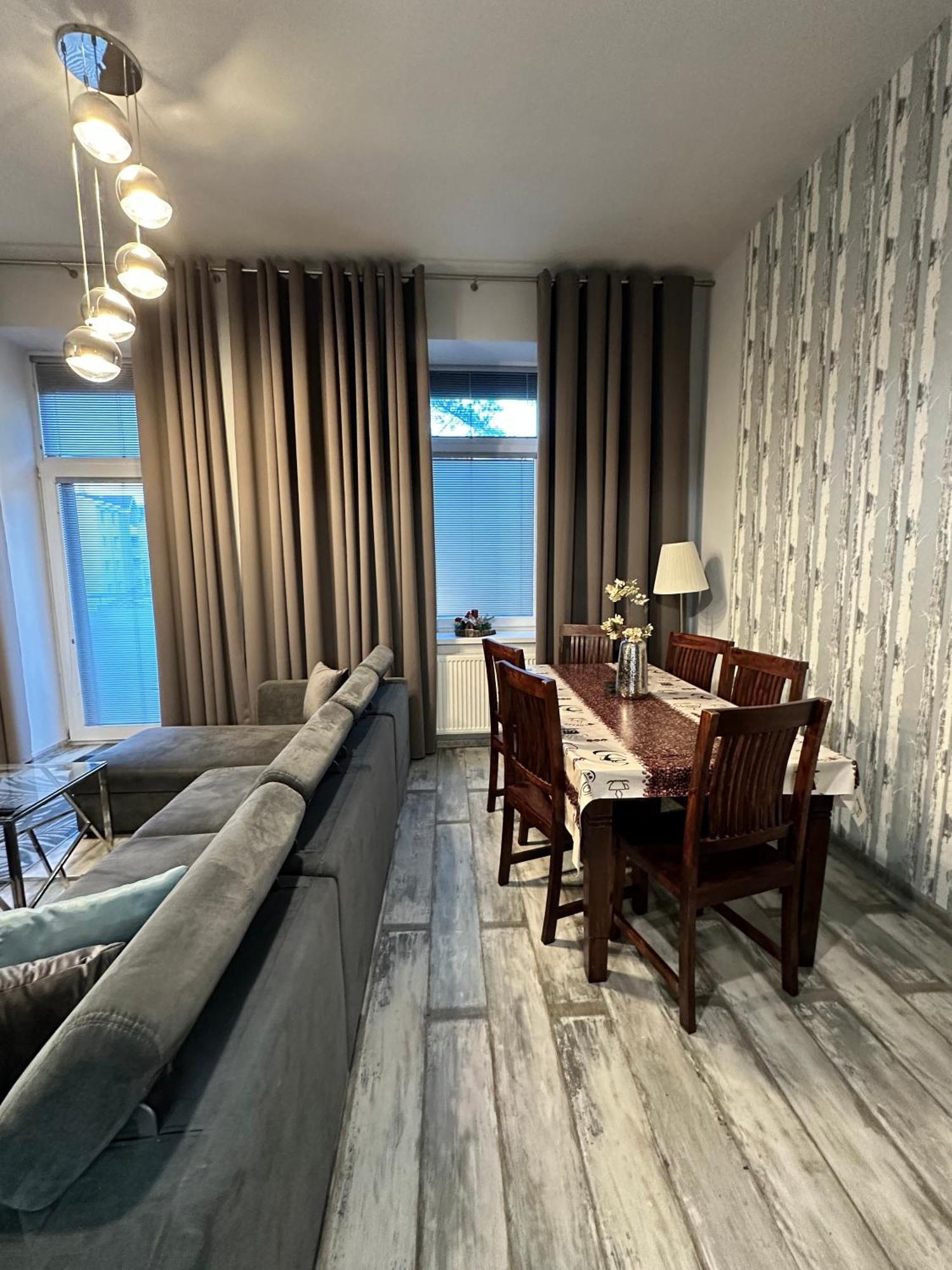 Royal City Centre Apartment Poprad Eksteriør bilde